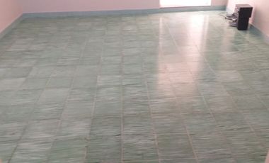 HERMOSA CASA MUY BIEN UBICADA CON ARQUITECTURA ANTIGUA IDEAL PARA NEGOCIO