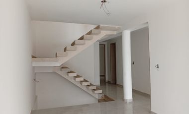 VENDO CASA DOS PISOS MAS TERRAZA VILLA MAGNA CALI