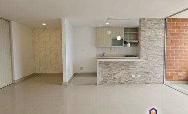 Apartamentos de 3 alcobas y estudio en venta. Sabaneta Las Lomitas