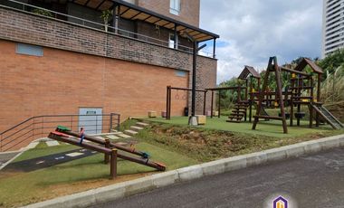 Apartamentos de 3 alcobas y estudio en venta. Sabaneta Las Lomitas