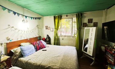 CASA 4 DORMITORIOS. 3 BAÑOS, 4 ESTACIONAMIENTOS, CALLE CENTRAL, EL BOSQUE