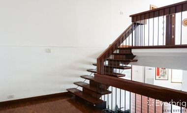 Repriced! Corner Property - Dasmariñas Village