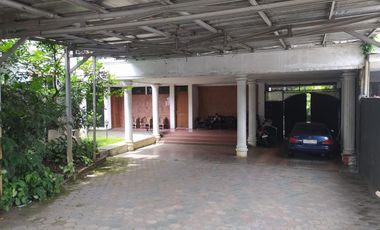 DIBAWAH NJOP MAINROAD SOEKARNO HATTA
