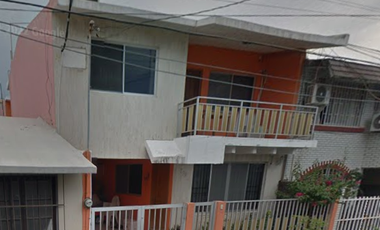 HERMOSA CASA EN REMATE, VIRGINIA VERACRUZ, VERACRUZ.