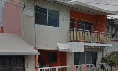 HERMOSA CASA EN REMATE, VIRGINIA VERACRUZ, VERACRUZ.