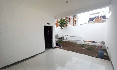 RUMAH BARU 2 LANTAI SARIWANGI PAROMPONG
