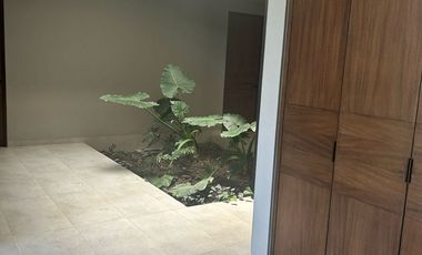 RESIDENCIA  EN EL BOSQUE  COUNTRY CLUB  CON HERMOSA VISTA