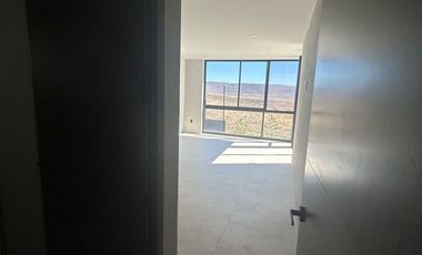 RESIDENCIA  EN EL BOSQUE  COUNTRY CLUB  CON HERMOSA VISTA