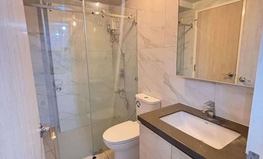 FOR RENT - 1BR FURNISHED WITH PARKING SLOT IN MANDANI BAY, MANDAUE CEBU.