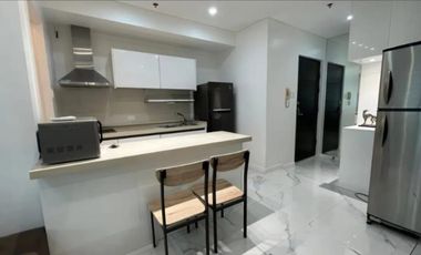 Fire Sale! 2 Bedroom Unit in Grand Hamptons BGC
