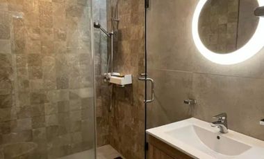 Fire Sale! 2 Bedroom Unit in Grand Hamptons BGC