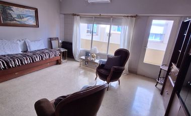 VENDO AMPLIO DEPARTAMENTO CENTRICO BAHíA BLANCA