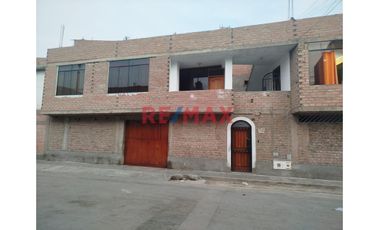 Se Vende Los Aires Del Tercer Piso En Ocasión - Los Olivos