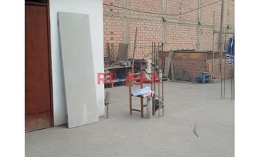 Se Vende Los Aires Del Tercer Piso En Ocasión - Los Olivos