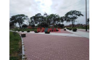 Terreno En Venta En Boulevard Park Plaza // ID: 1129048