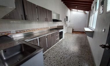 apartamento en laureles  nogal