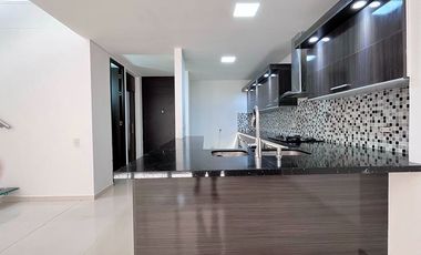 Casa en arriendo en el sector Loma del Atravezado, Envigado