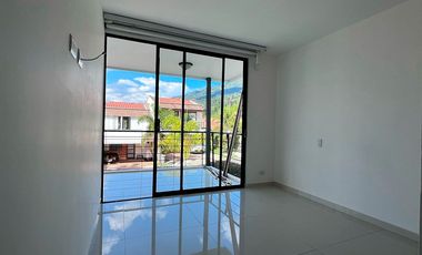 Casa en arriendo en el sector Loma del Atravezado, Envigado