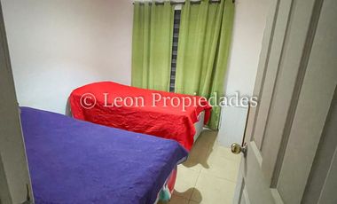 Leon Propiedades vende parcela de 2 Ha. con 2 casas en fundo Alhué, Curacaví.