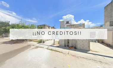 Casa en calle Lirios, Las Palmas Uno, Playa del Carmen, Quintana Roo, México ¡NO CRÉDITOS!