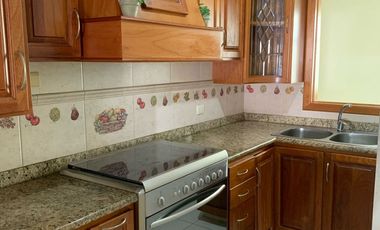 Casa en renta en Privada Santa Aynes BR1