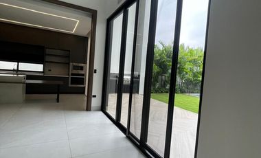 Isla Mocoli, Renta de hermosa casa 4 dormitorios con piscina sin muebles