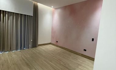 Isla Mocoli, Renta de hermosa casa 4 dormitorios con piscina sin muebles