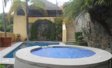 VENTA Departamento en Lomas de Ahuatlán