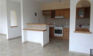 VENTA Departamento en Lomas de Ahuatlán