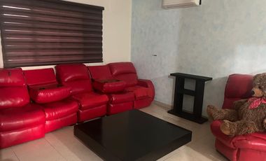 Casa en Renta ubicada en Residencial Capellanía