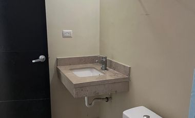 Casa en Renta ubicada en Residencial Capellanía