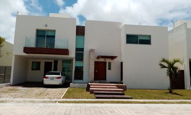 CASA EN RENTA EN CIUDAD DEL CARMEN 🏡✨ 📍RESIDENCIAL AZUL 21