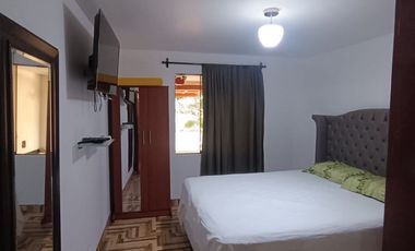 CASA EN ALQUILER - RESIDENCIAL SAN CARLOS - FRENTE AL PARQUE - 131 m2