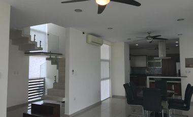 CASA EN RENTA EN CIUDAD DEL CARMEN 🏡✨📍 📍RESIDENCIAL AZUL 12