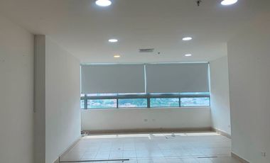 Oficina en venta en el sector Restrepo Naranjos, Sabaneta