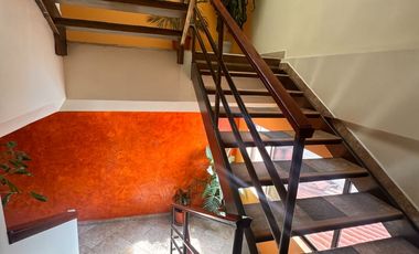 HERMOSO Y RECONOCIDO HOSTAL DE VENTA C1458