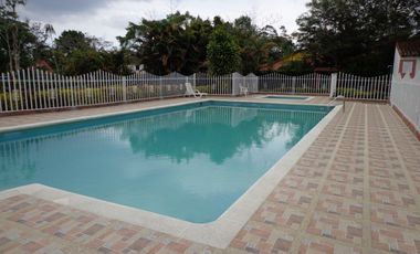 VENDO EXCELENTE PARCELA EN CONJUNTO CERRADO MESA DE LOS SANTOS