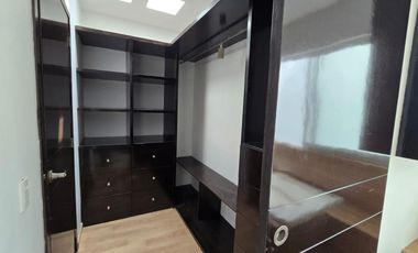 CASA EN RENTA  EN SOLARES,  CERCA INSTITUTO DE CIENCIAS, CON CUARTO DE SERVICIO