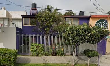 Casa en Valle Ceylan, Tlalnepantla REMATE BANCARIO