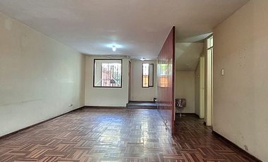 CASA VENTA SANTA CATALINA. LA VICTORIA