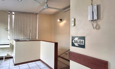 CASA VENTA SANTA CATALINA. LA VICTORIA