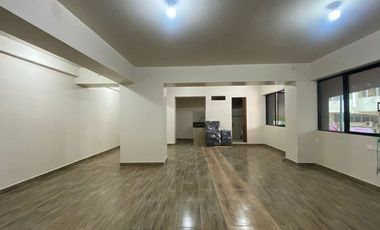 ALQUILER DE OFICINA O VARIOS SERVICIOS PROFESIONAL