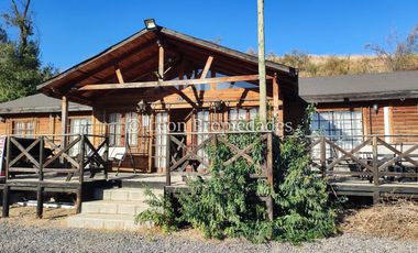 Leon Propiedades vende parcela en condominio, sector Los Naranjos, Curacaví.