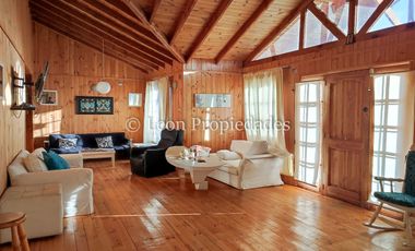 Leon Propiedades vende parcela en condominio, sector Los Naranjos, Curacaví.