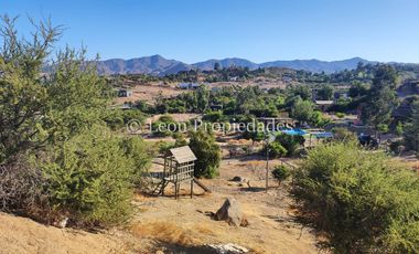 Leon Propiedades vende parcela en condominio, sector Los Naranjos, Curacaví.