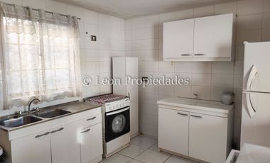 Leon Propiedades vende parcela en condominio, sector Los Naranjos, Curacaví.