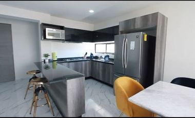 Departamento en venta en la zona Dorada a 3 minutos de plaza mayor