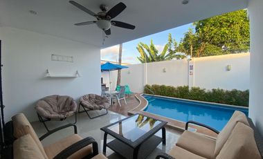 SALINAS, AMPLIA CASA CERCA DEL MAR, CON 4 DORMITORIOS Y PISCINA