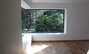 CASA RECIEN REMODELADA A UNA CUADRA DE MONTE LIBANO