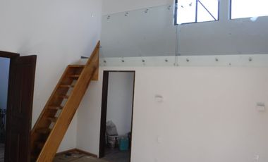 CASA RECIEN REMODELADA A UNA CUADRA DE MONTE LIBANO
